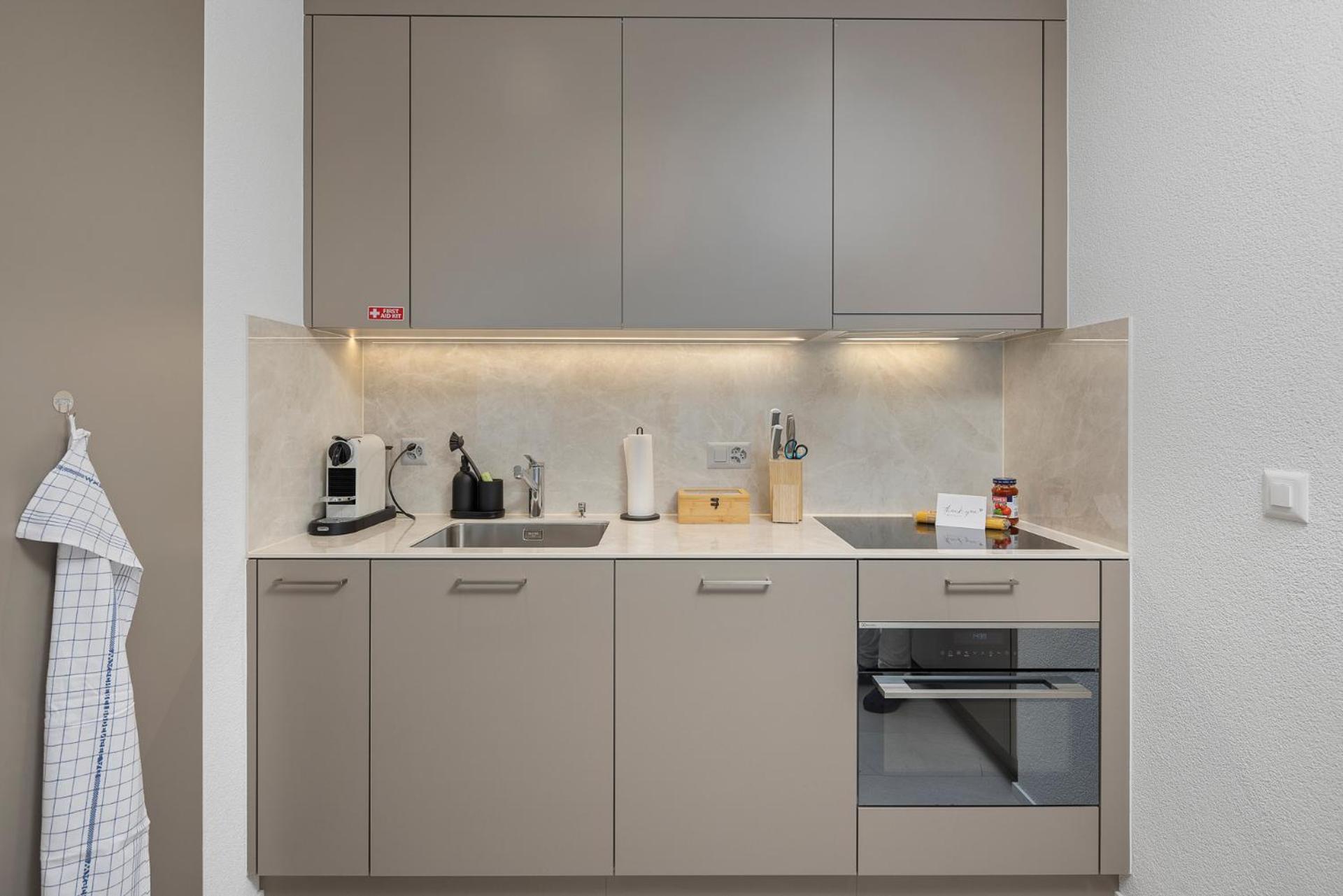 Stayy Flagship Limmattal - Contactless Check-in Apartment *